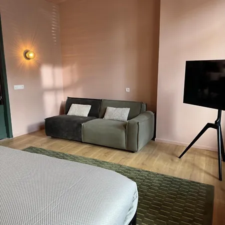 Hotel apartamentowy Little Jack Boutique 3*
